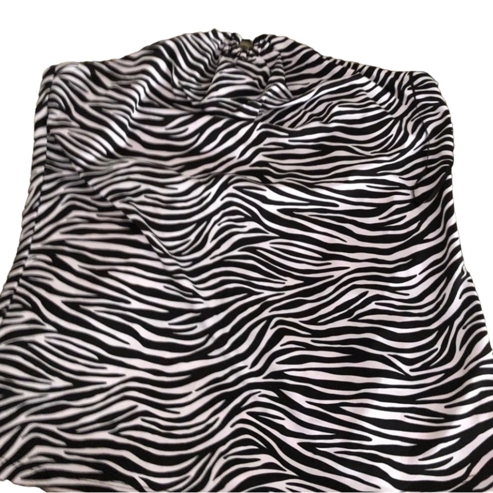 Micheal Kors  size LG -XL animal print halter bra top with stretch racer back